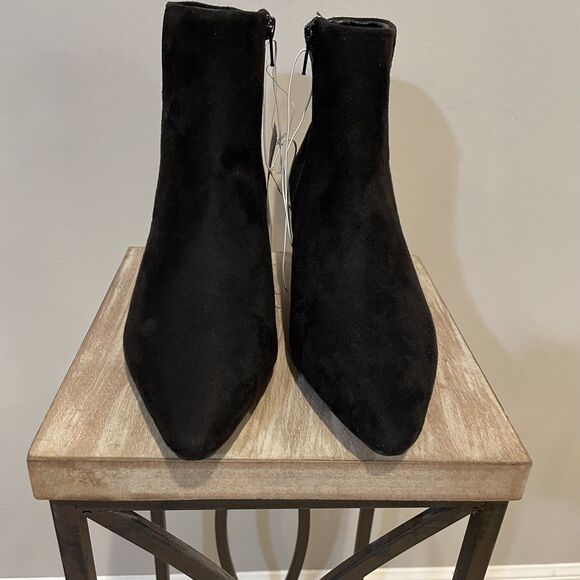 Universal Thread Women's Black Ankle Booties Faux Suede Heels Boots Size 7 NEW - Picture 2 of 11